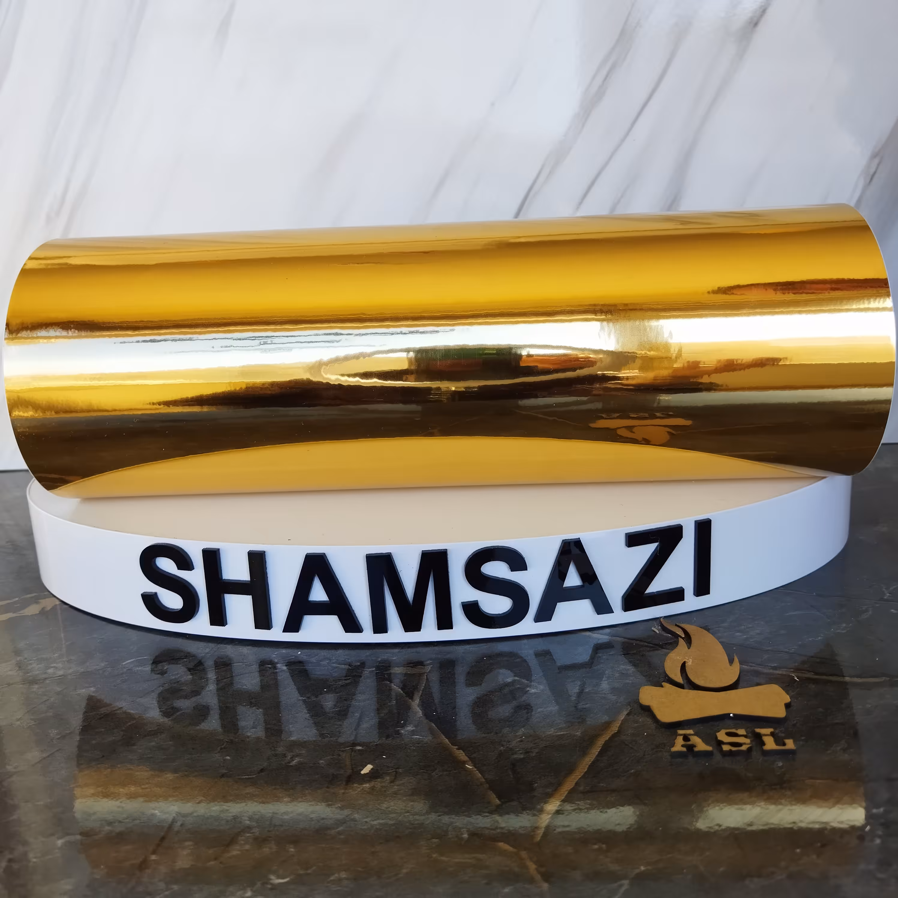 شبرنگ پشت چسبی طلایی