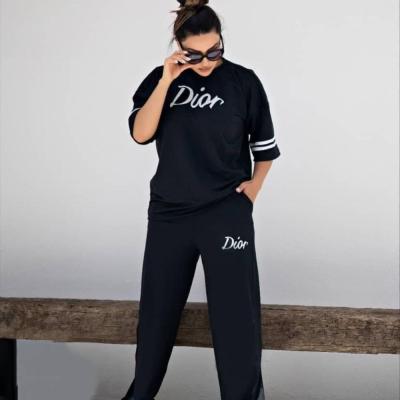 ست تیشرت شلوار dior
