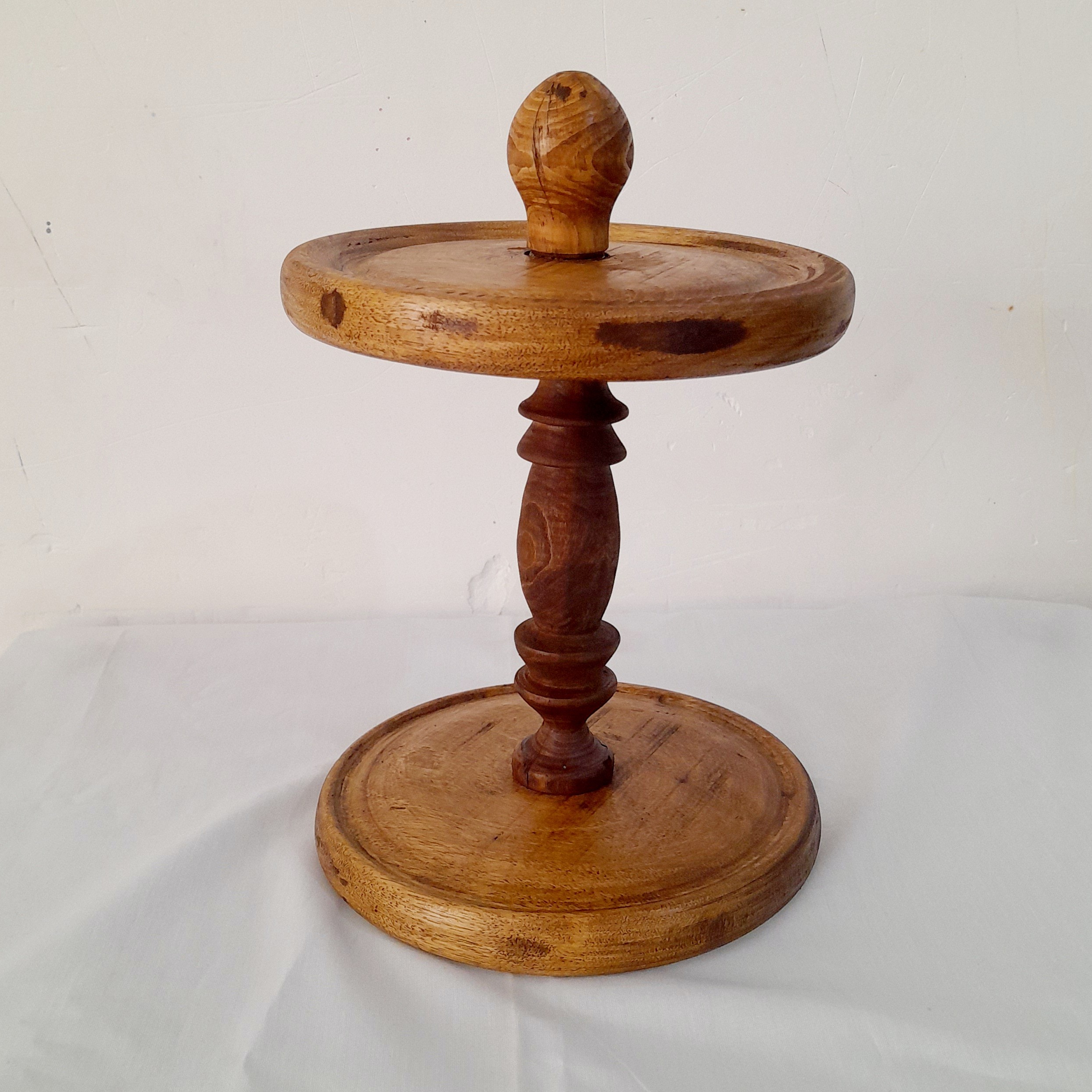 شیرینی خوری