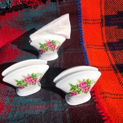 جا دستمال کاغذی گل سرخ