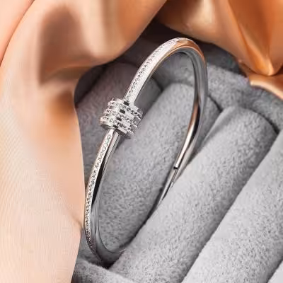 بنگل مینیمال طرح مهره نگینی تیتانیوم