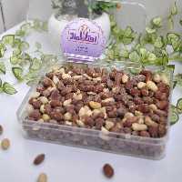 بادام زمینی دوآتیشه 250 گرمی اعتماد تازه پخت(بادام خاکی) | amazonchi