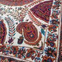 روتختی پته رنگ سفید دوخت سنتی سایز  دو در سه 