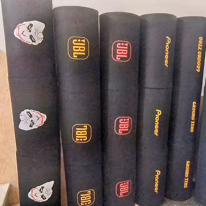 باکس لوله ای 12 اینچ   رنگ مشکی .قرمز. آبی با چوب 3 میل