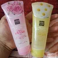 اسکراب و ژل لایه بردار سنانا SENANA (قابل استفاده برای صورت و بدن) حاوی مواد مغذی و ویتامین


