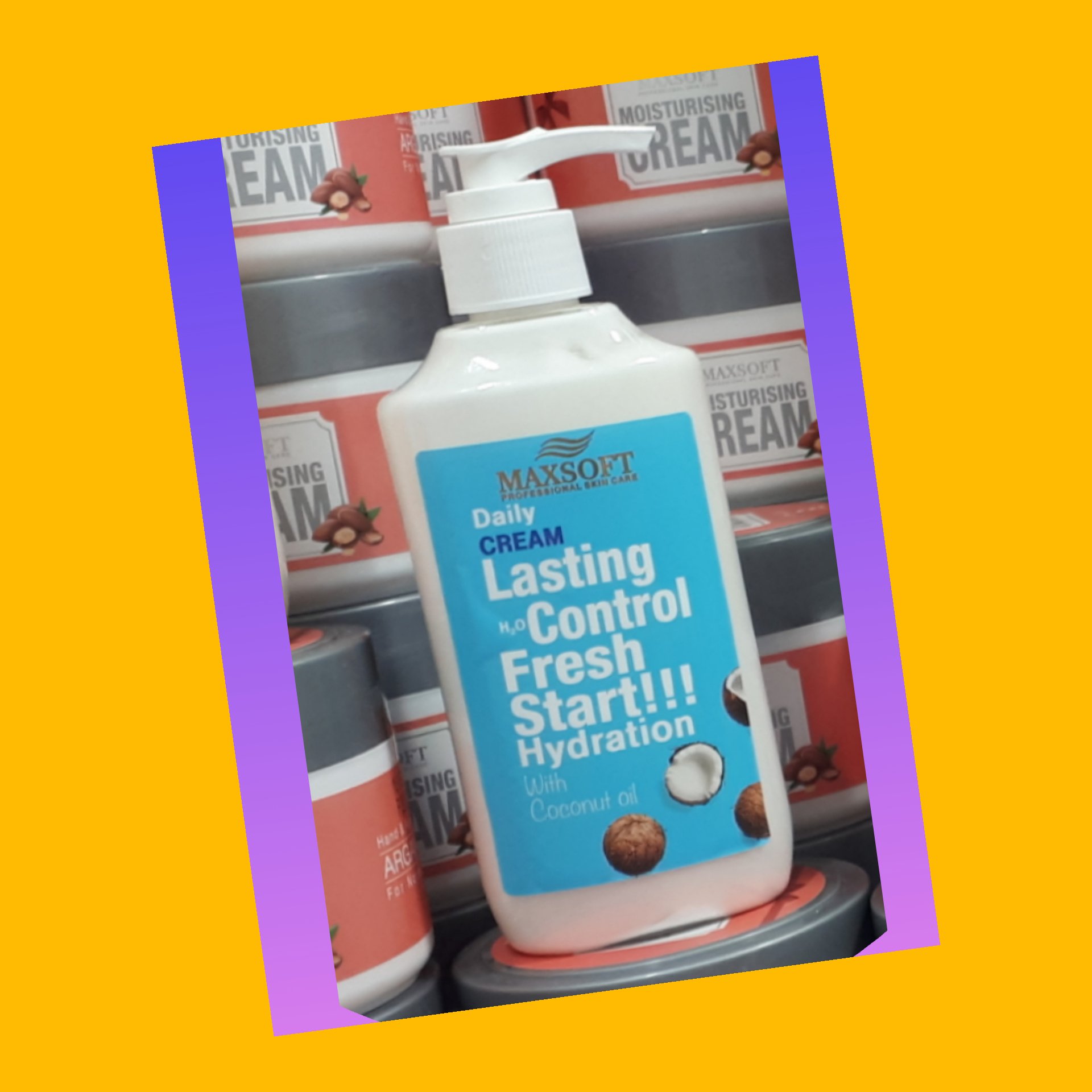 پک 4 تایی  آبرسان  قوی مکس سافت  نرم کننده و مرطوب کننده 