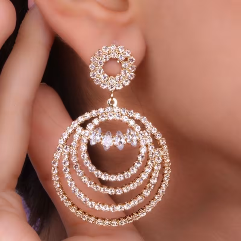 گوشواره های مجلسی نگین دار در طرح های مختلف