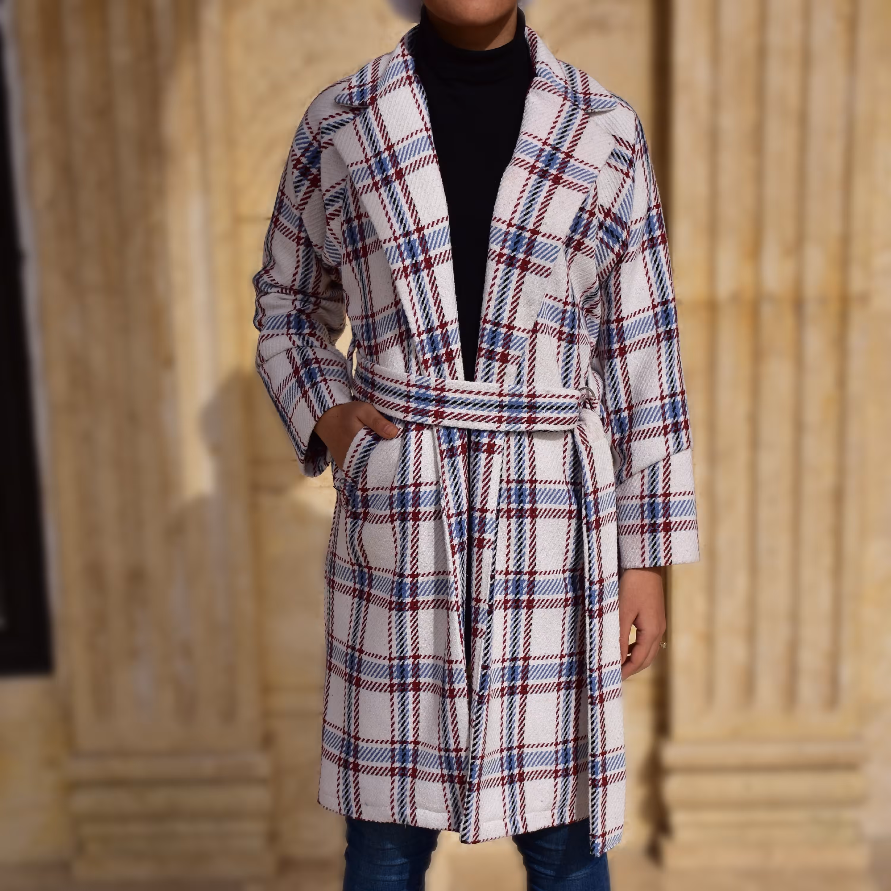 پالتو سفید چارخونه کمربند دار بلند جیب دار