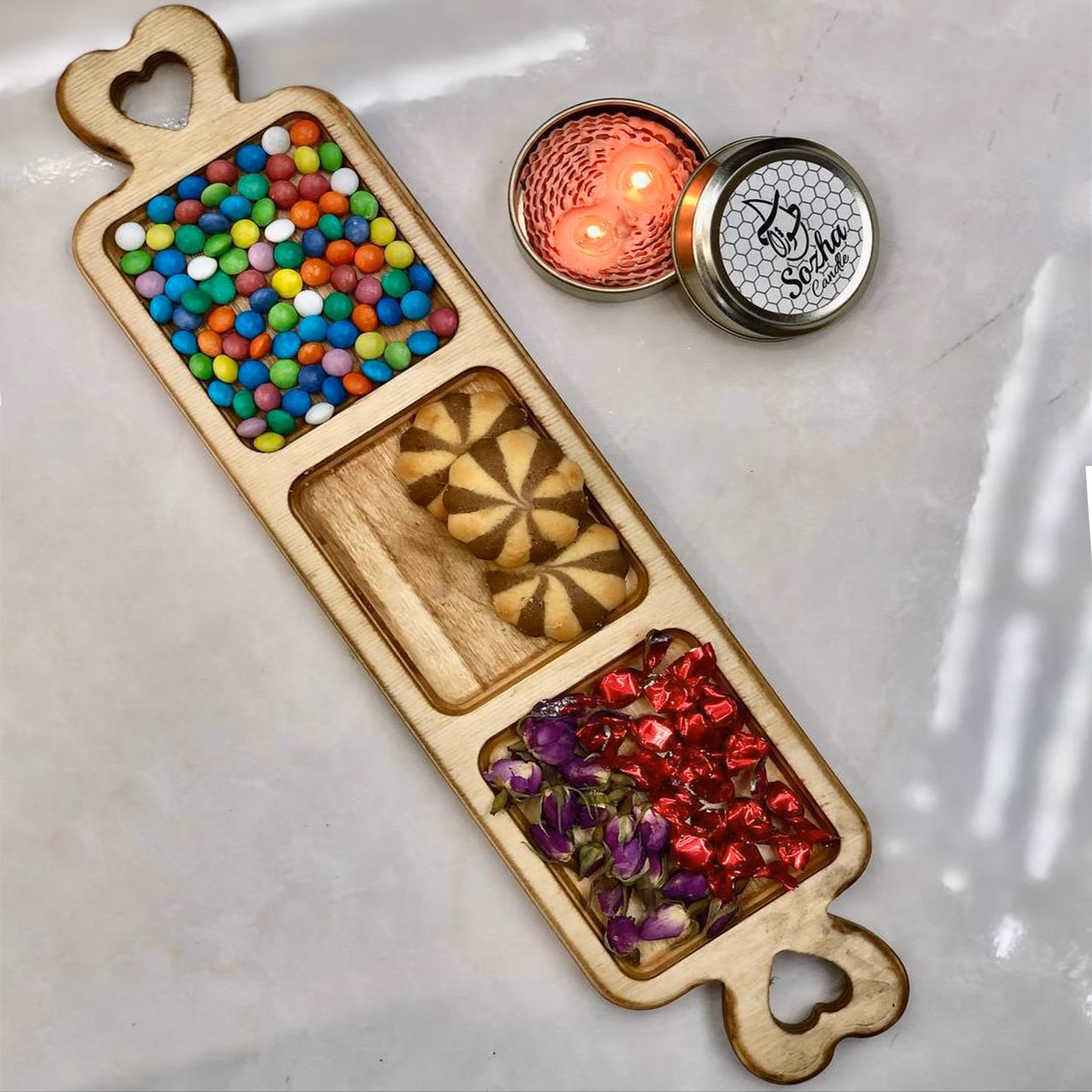 ظرف اردوخور ی چوبی 3 خانه دسته قلبی کد TSW-09