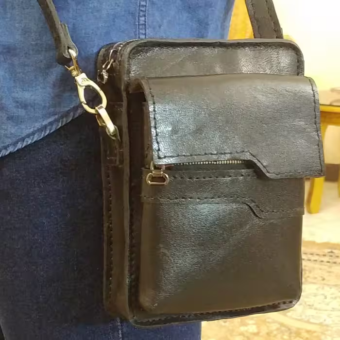 کیف چرم طبیعی دست دوز اسپرت مردانه 