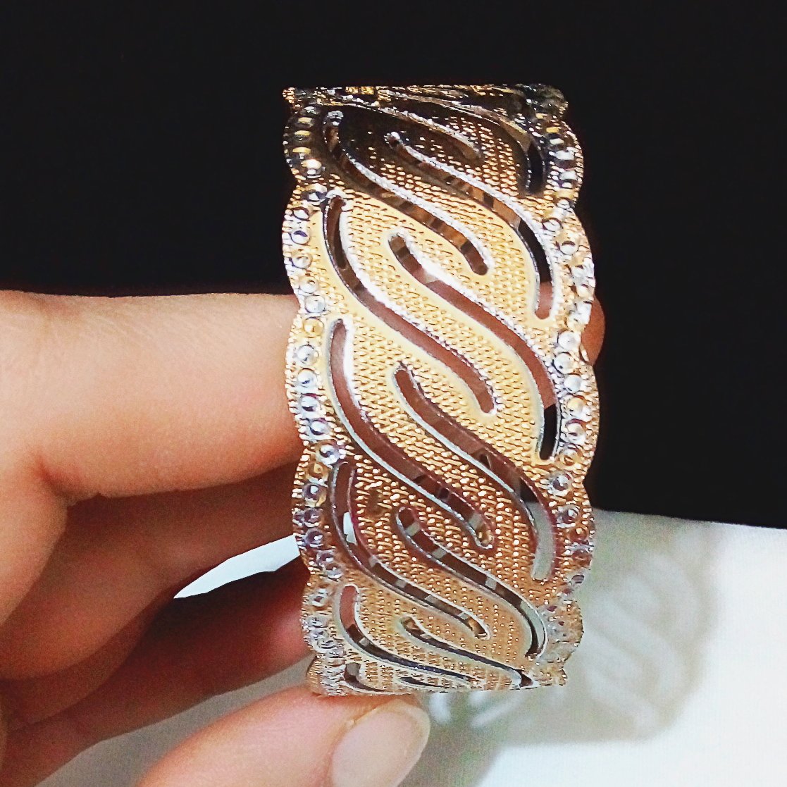 النگو تک پوش سایز دو با کیفیت عالی ورنگ ثابت و ضدحساسیت میباشد