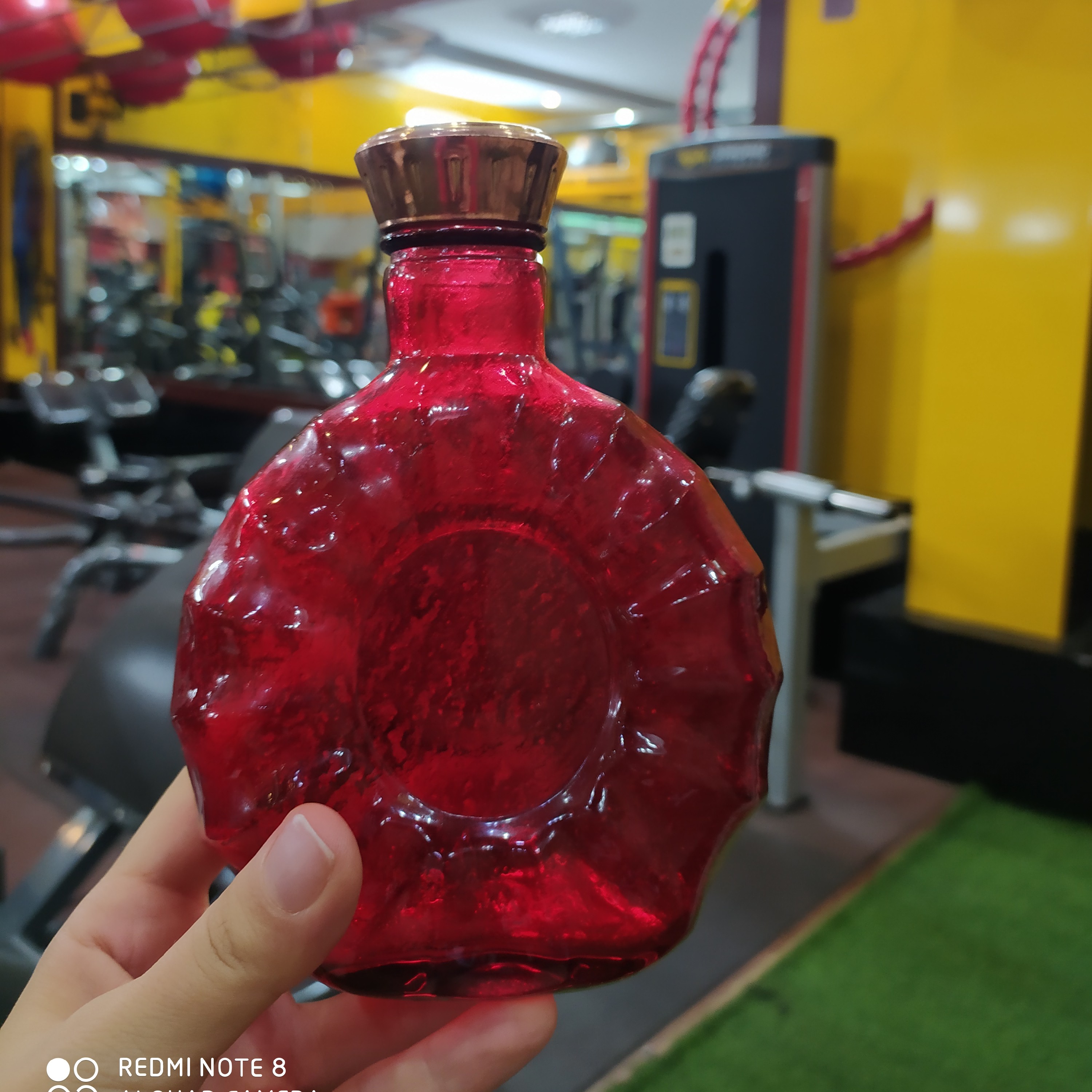 بطری آب شیشه ای