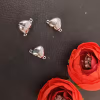 قفل مگنتی نقره ای قلبی دانه ای 