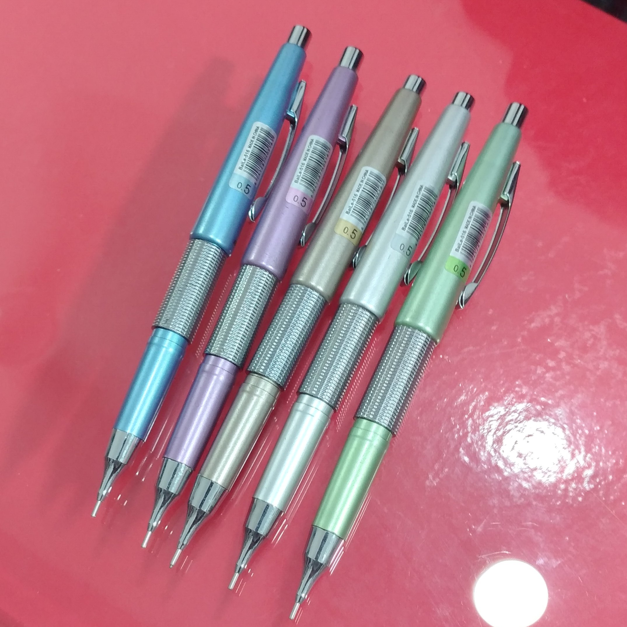 اتود بیل پنج دهم استیل با قابلیت بزرگ و کوچک شدن