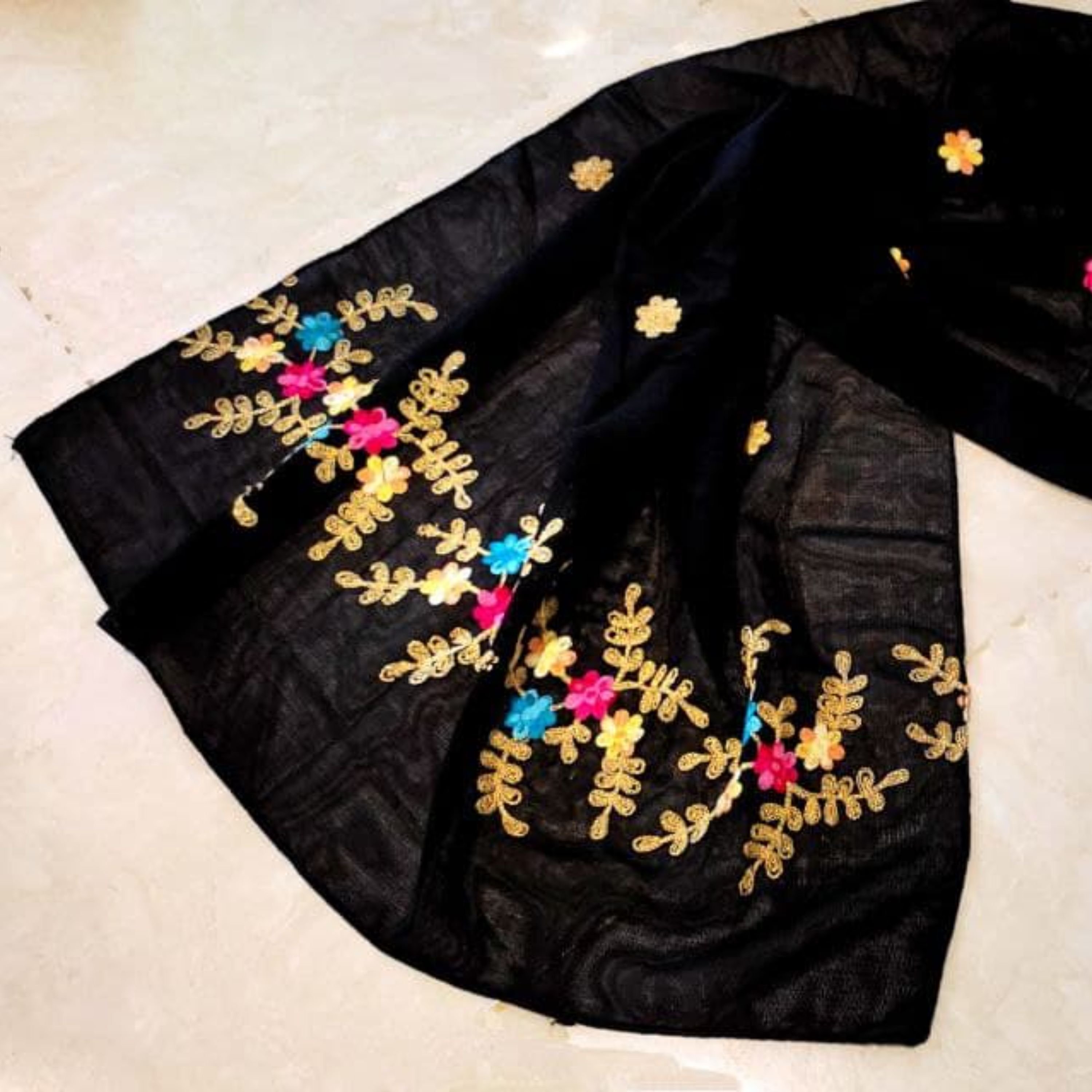 شال مجلسی مشکی خامه دوزی