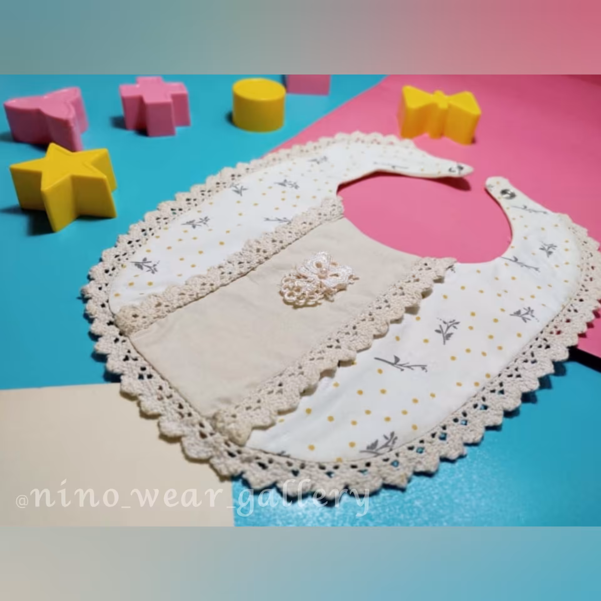 پیشبند نوزادی دو رو قابل استفاده