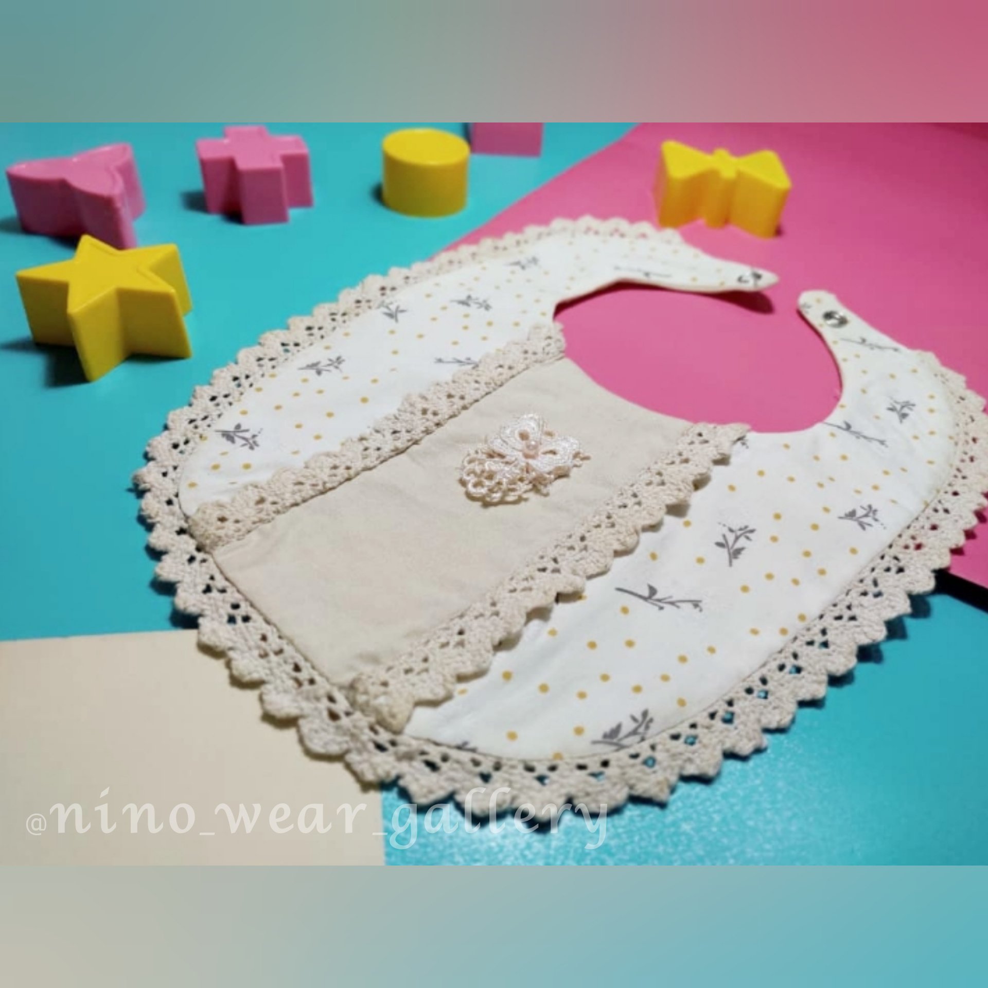 پیشبند نوزادی دو رو قابل استفاده