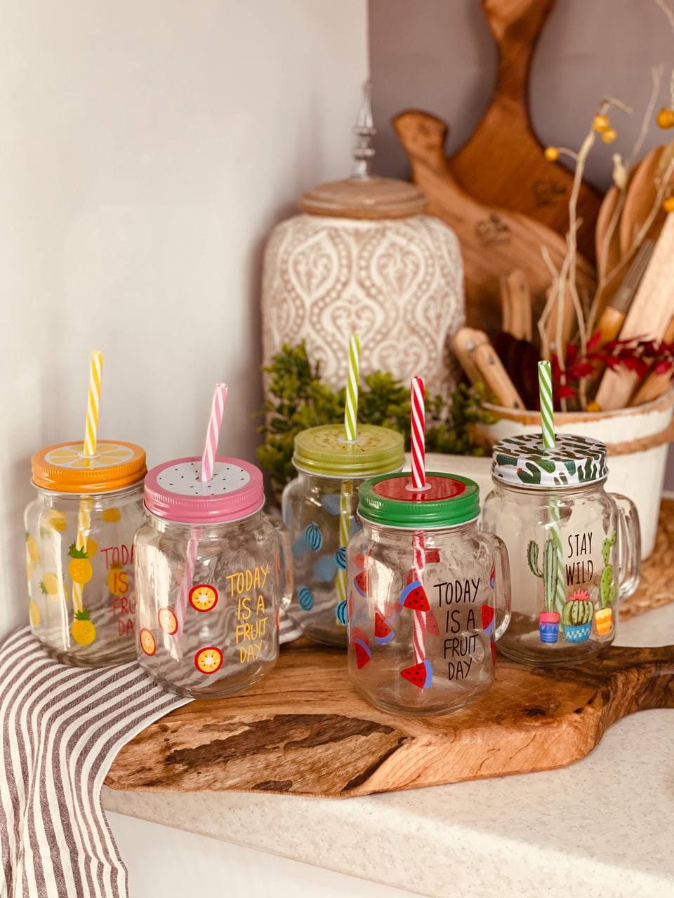 اسموتی شیشه ای میوه ای