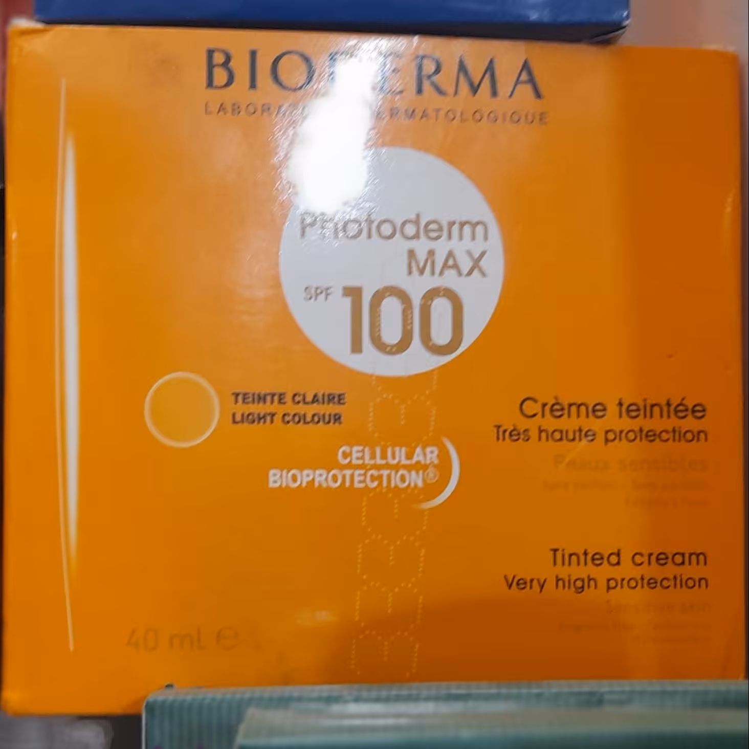 ضد آفتاب بیودرما فرانسوی اصلی ، مرطوب کننده دارای نشان سیب سلامت