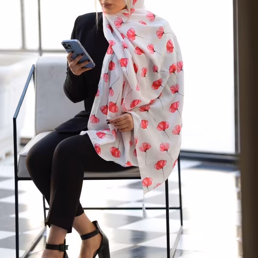 شال رنگ سال منگوله دار 