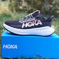 کفش اسپرت مردانه هوکا  کربن ایکس 3 مناسب پیاده روی و دویدن