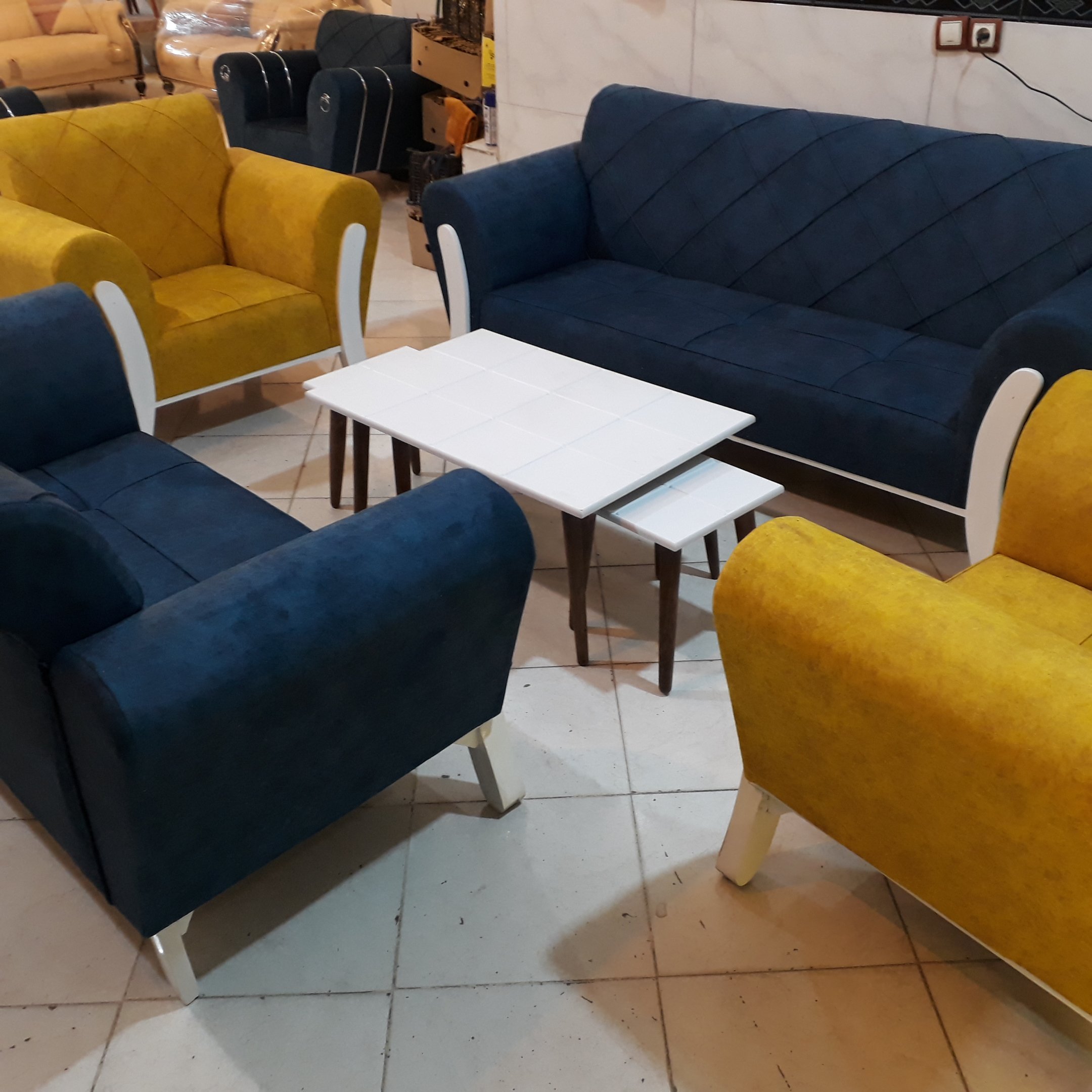 مبل اسکارلت راحتی ماری