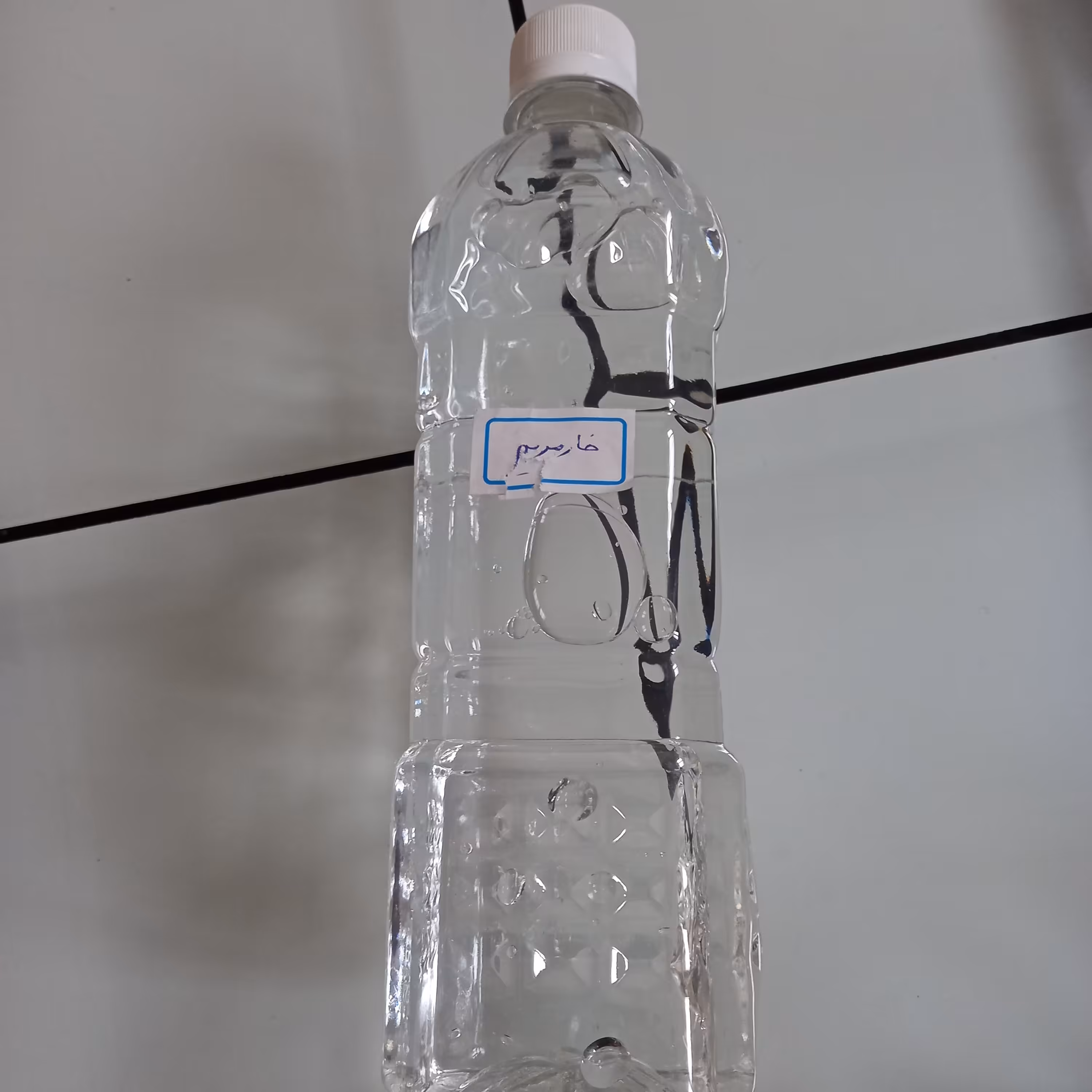 عرق خارمریم وزن یک لیتری قیمت پنجاه هزار تومان تهیه شده از بهترین محصول  