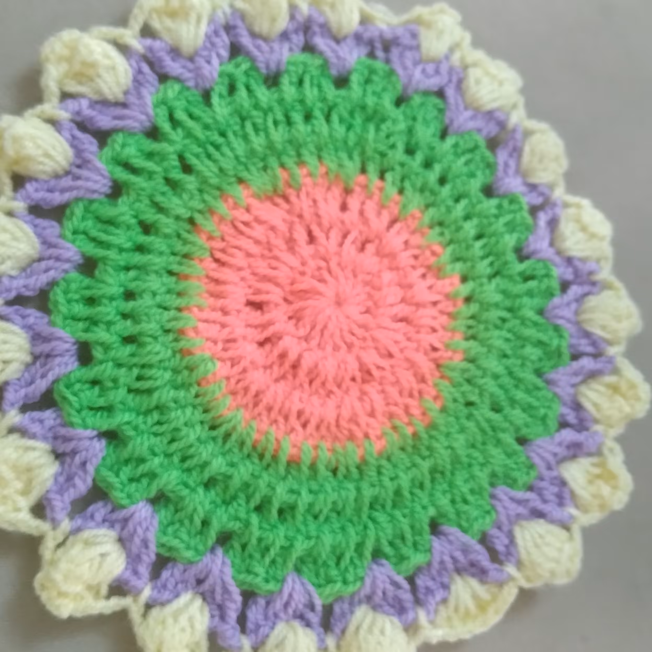 زیر  لیوانی و  زیر قابلمه ای