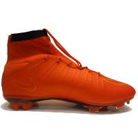 کفش استوک فوتبالی نایک مخصوص چمن طبیعی Nike-sports-shoes-for-football-and-natural-grass-cr7
