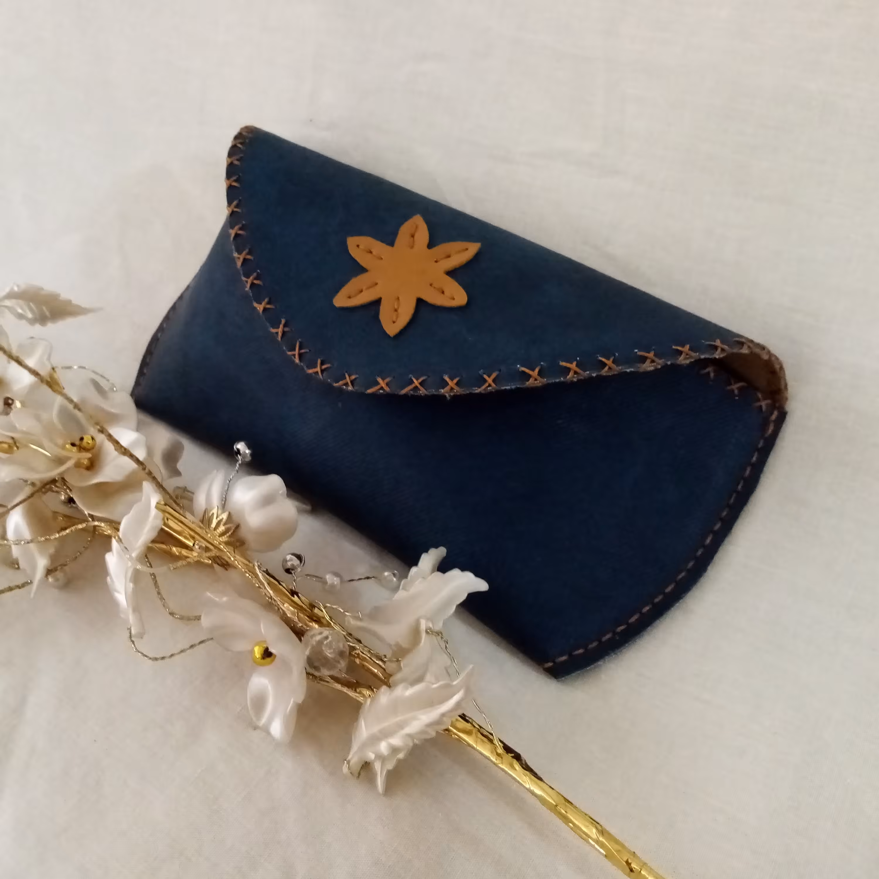 کیف عینک چرم