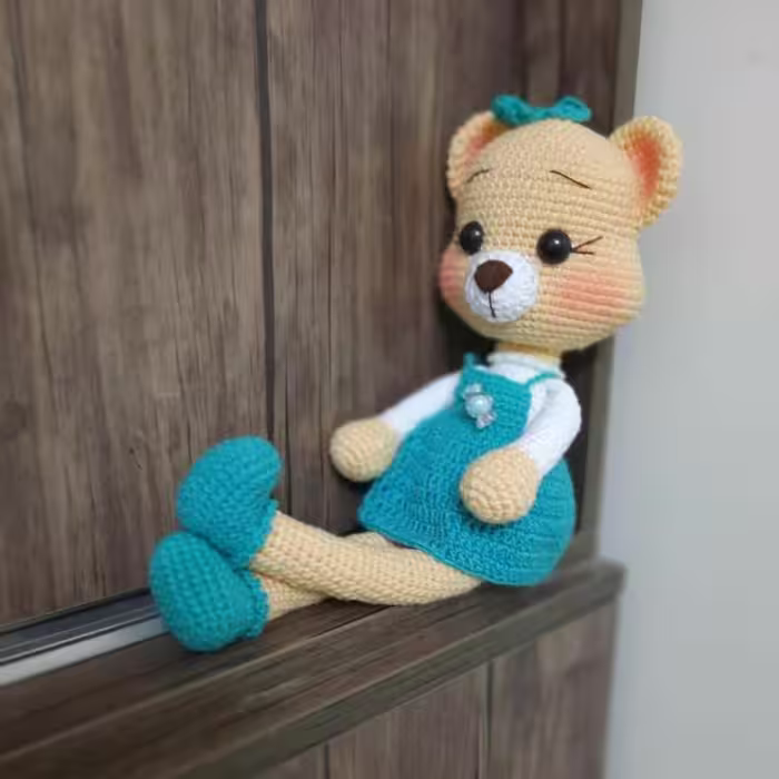 عروسک بافتنی خانم خرسی