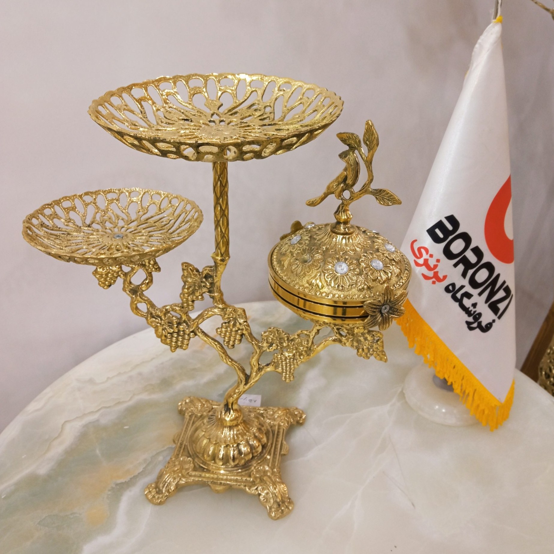 شیرینی خوری برنجی قندان کنار