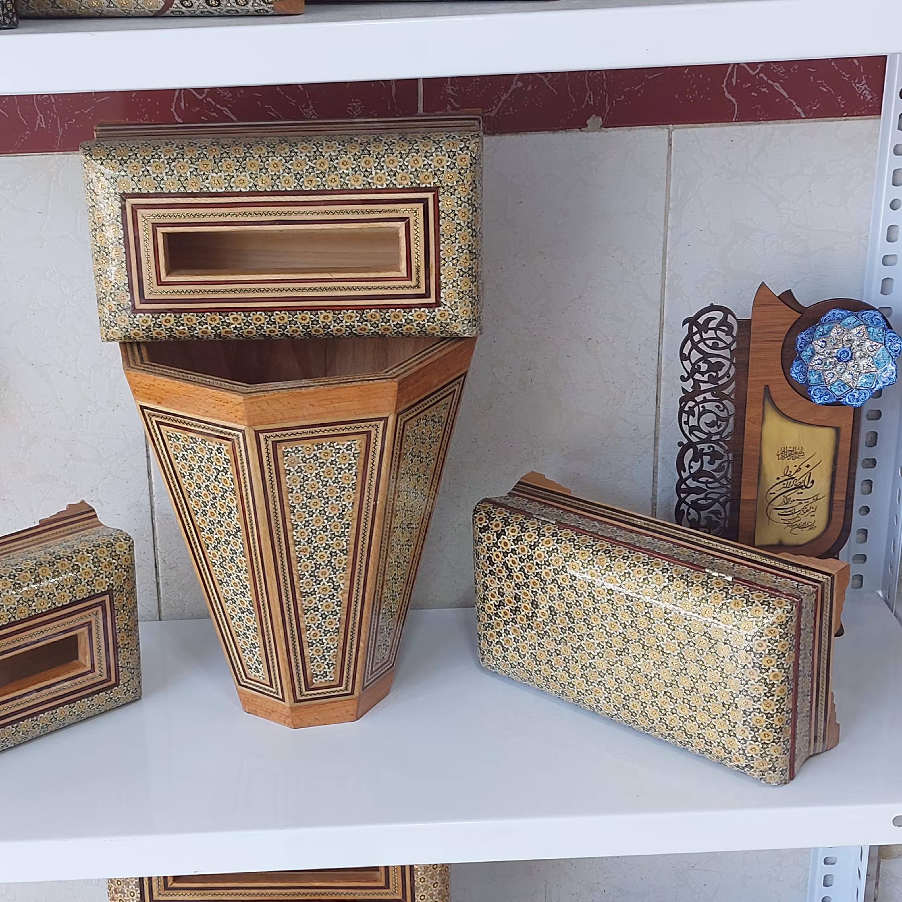 جادستمال جاکاردی و سطل خاتم