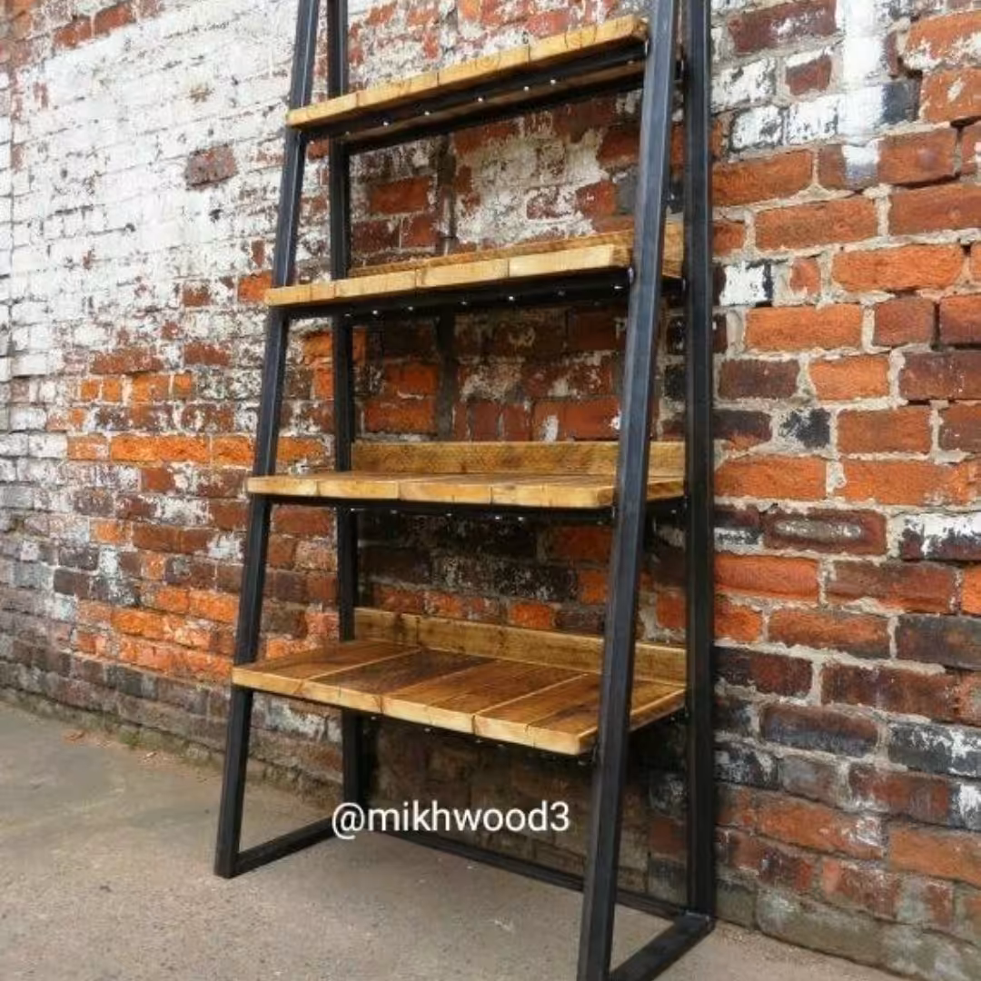 استند چوب و فلز متفاوت 