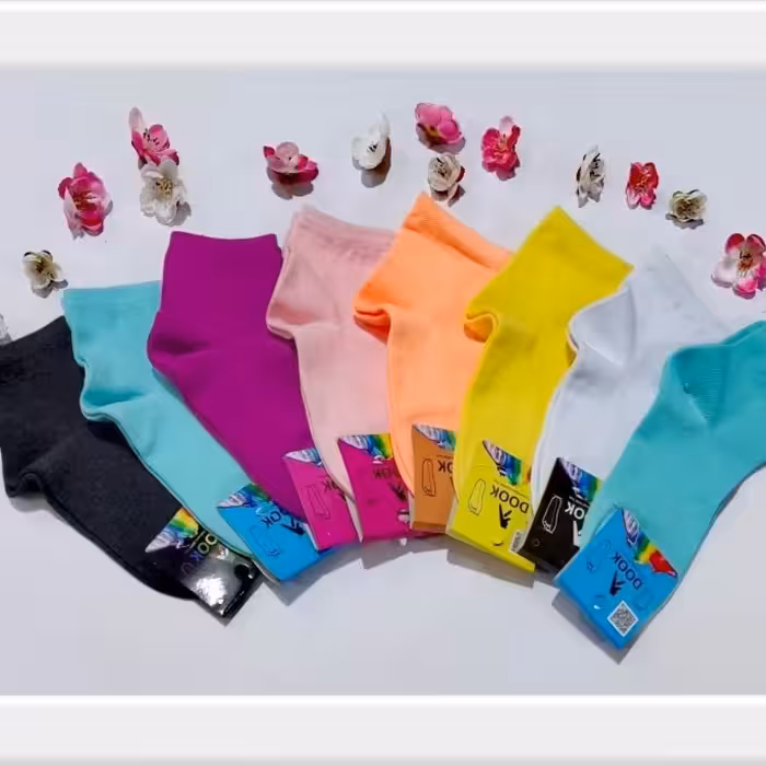 جوراب مچی دررنگ های متنوع فری سایز از35تا40 وزن100 گرم کیفیت عالی 