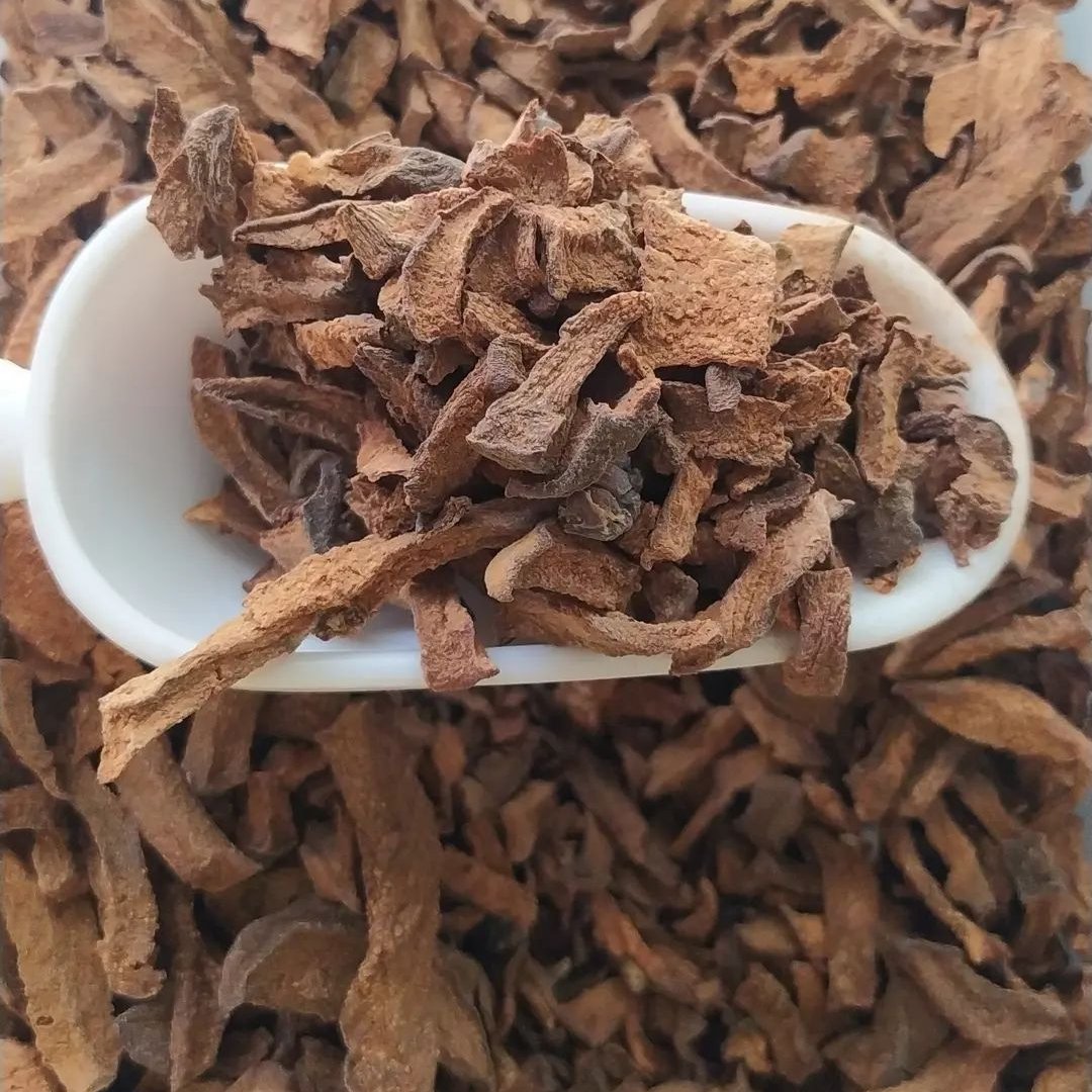 نیم کیلو دمنوش چای به تفت داده شده خوش رنگ و طعم