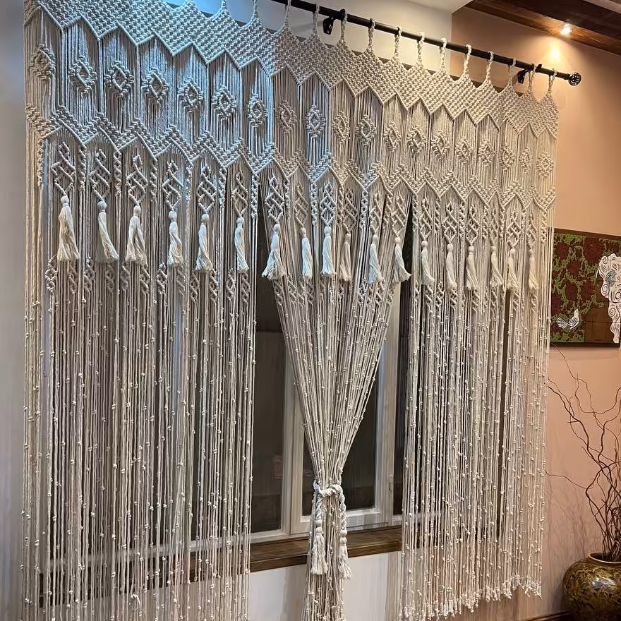 پرده مکرومه رنگی