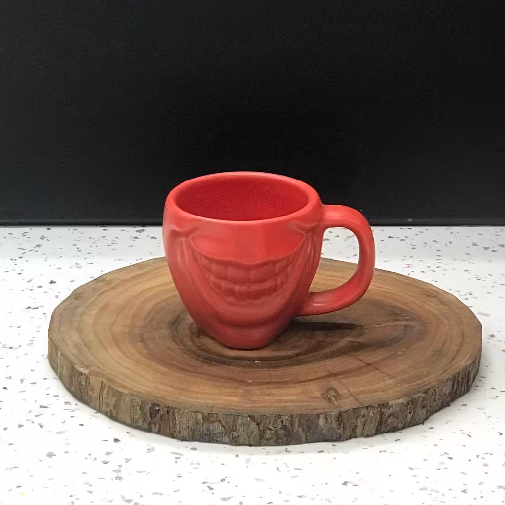 شات اسپرسوخوری  فنجان سرامیکی طرح لبخند (فروشگاه آنیسون)  با جعبه مخصوص فنجانی