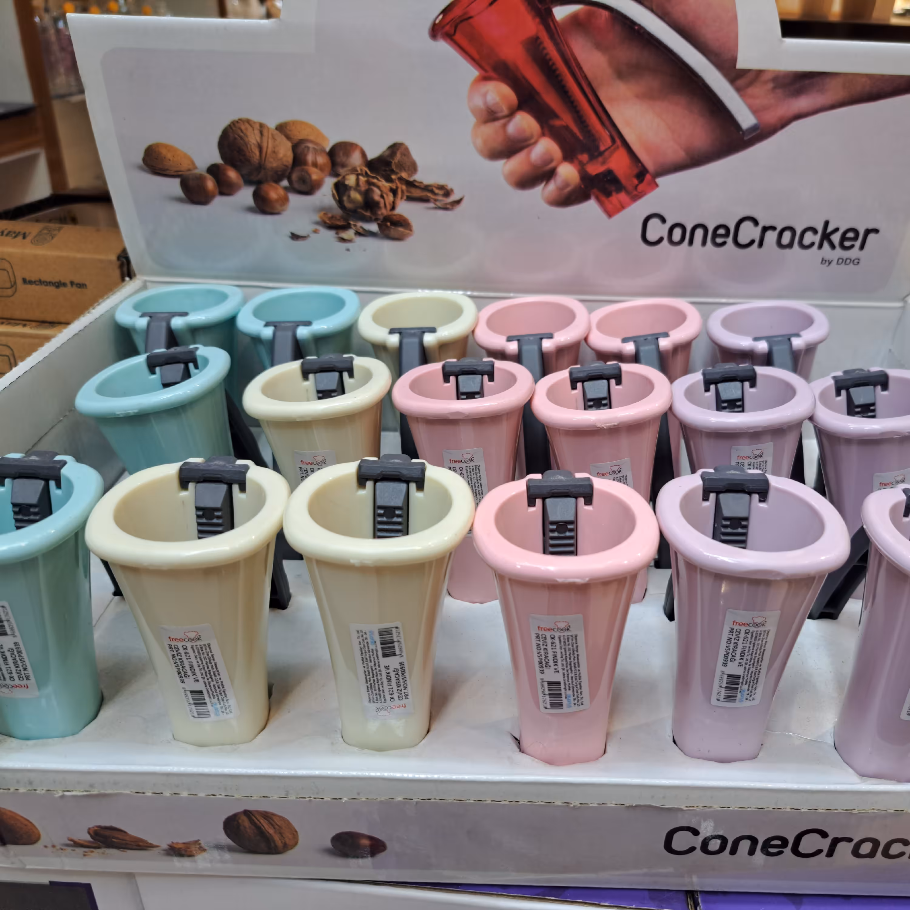 گردوشکن پلاستیکی ترک اصل برند فری کوک