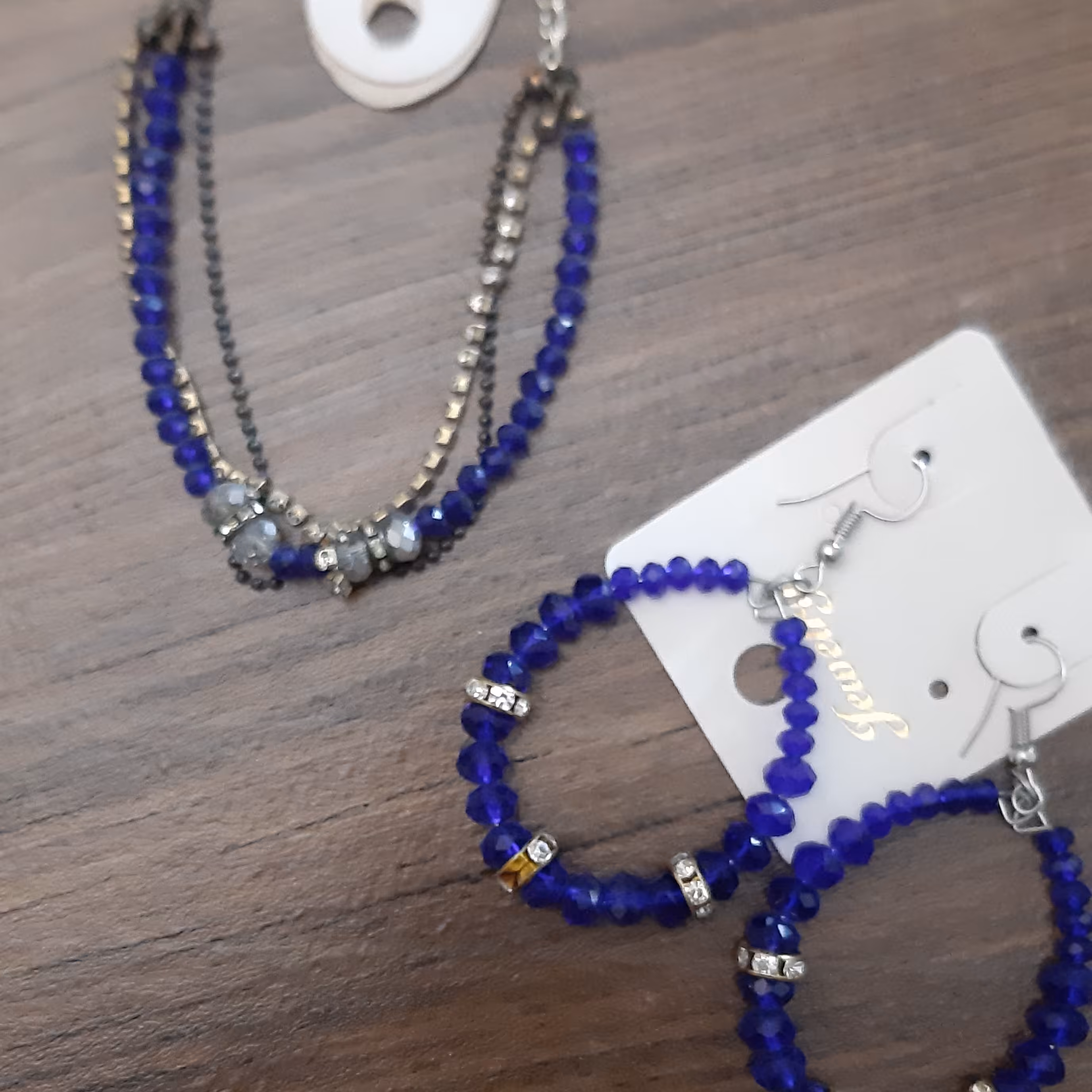 گوشواره بزرگ مهره ای 