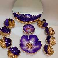 6عددپیاله قطر 11سانت به همراه اینه قطر 20ودو عدد جاشمعی و1عدد کاسه قطر 20 به همراه 1عدد ماهی