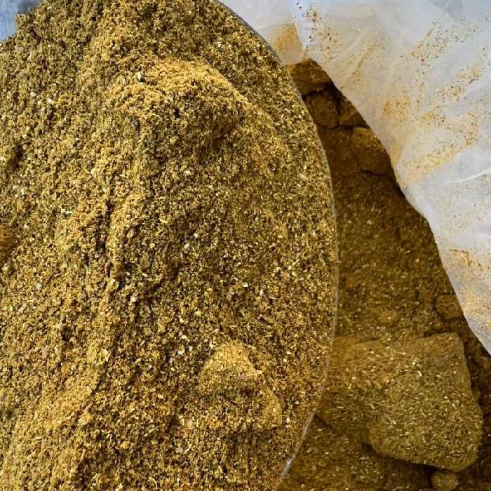 ادویه جوجه 250 گرم 51 هزار تومان نیم کیلو 100 هزار تومان یک کیلو 196 هزار تومان