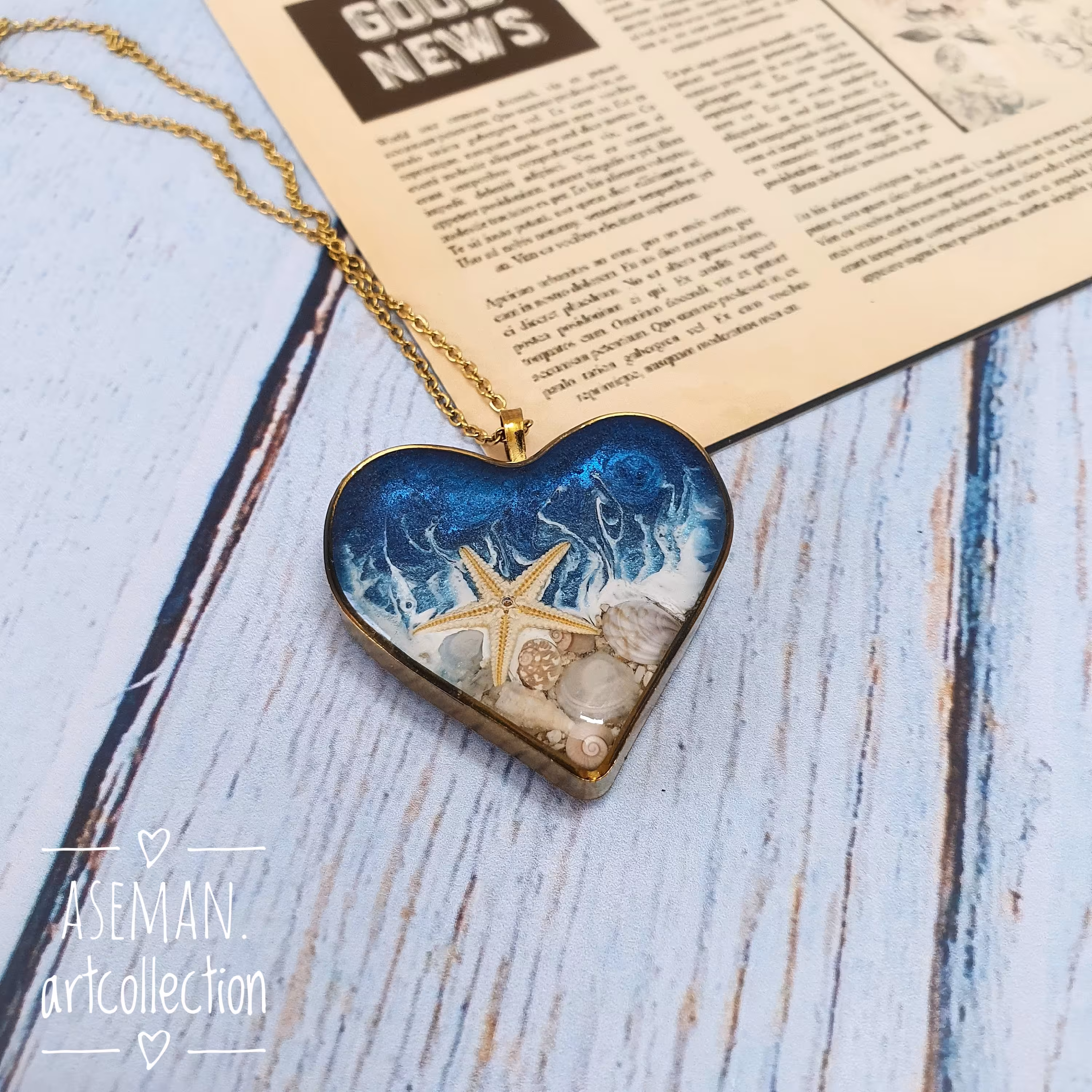 گردنبند دریای قلبی، با فریم و زنجیر طلایی با حک اسم یا شعر 