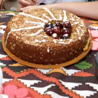 کیک زعفرانی (پس کرایه)