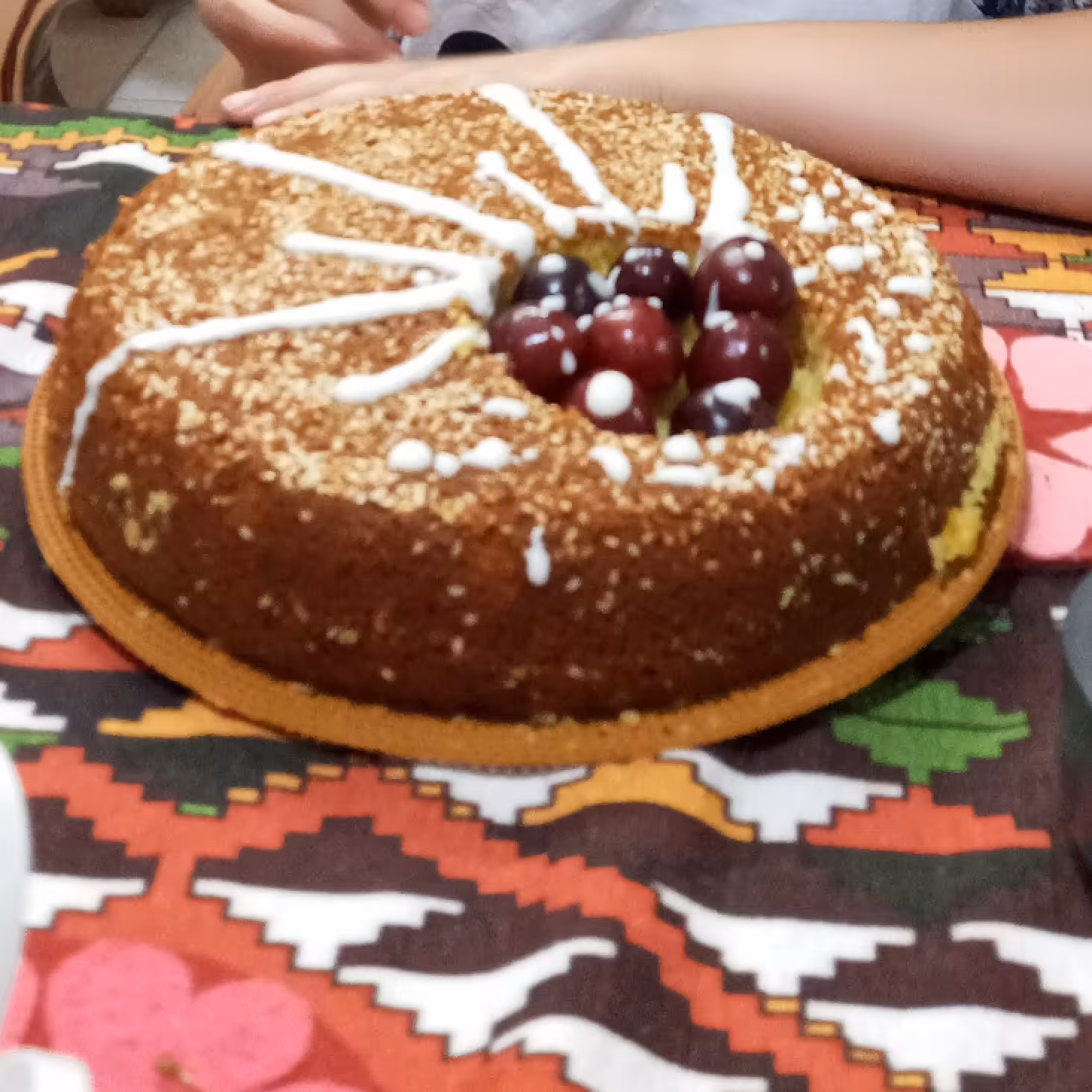 کیک زعفرانی (پس کرایه)