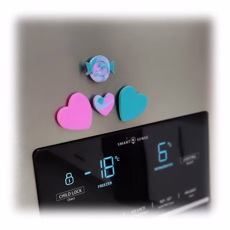 مگنت یخچال قلب و شکلات فیروزه ای و بنفش روشن عاشقانه 4عددی خمیری دست ساز  MK200