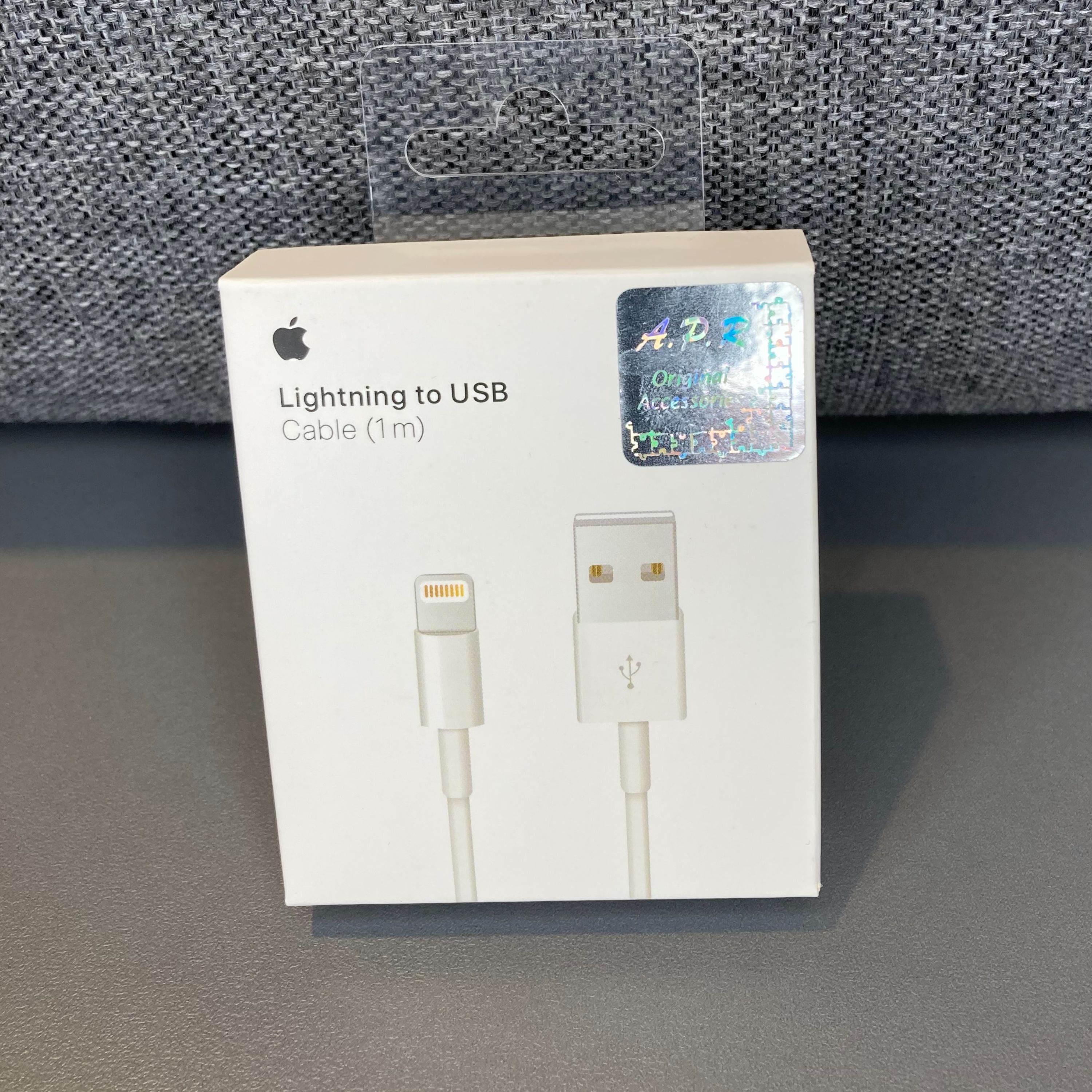 کابل شارژ آیفون usb به lightning متر1