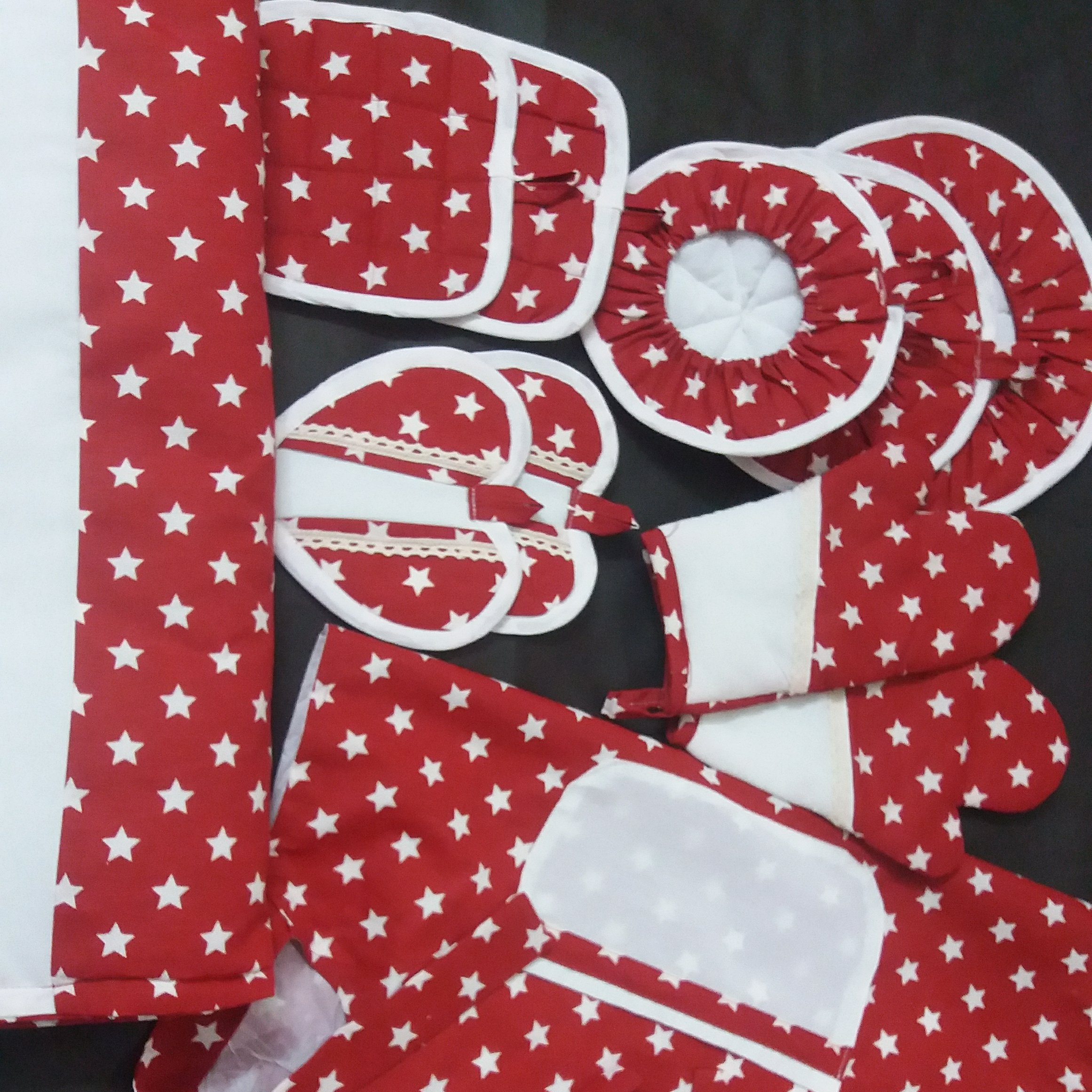 سرویس آشپزخانه قرمز