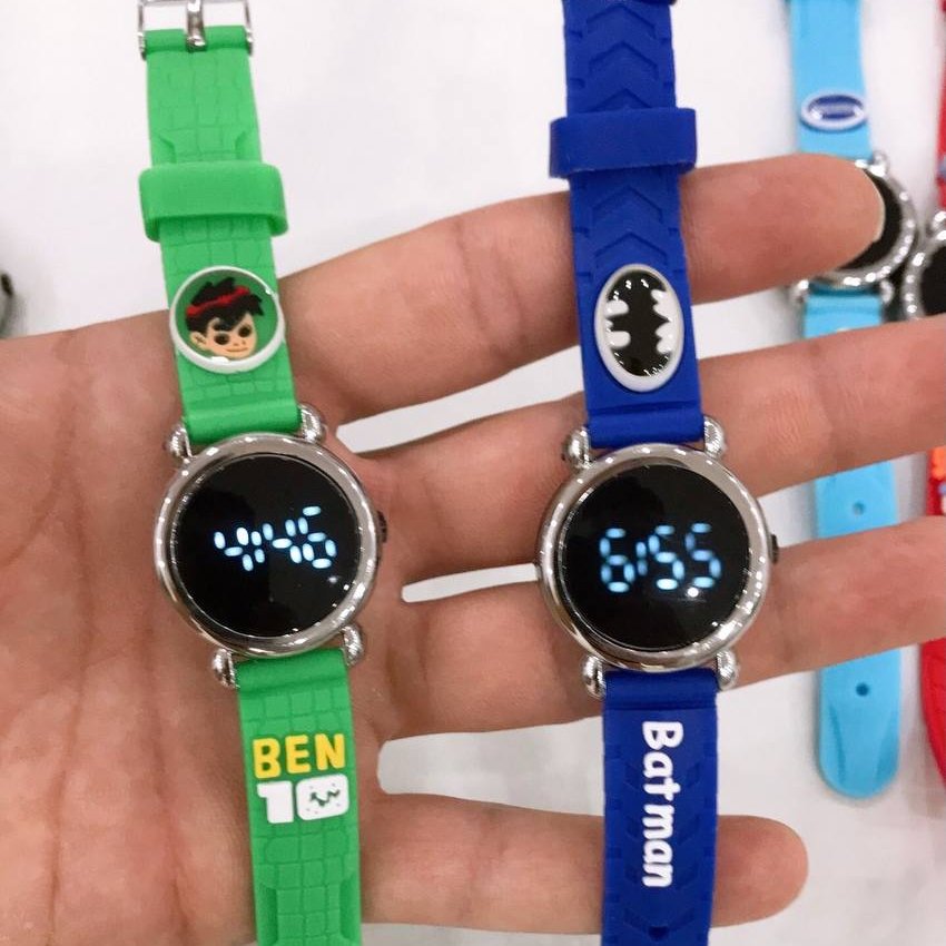 ساعت  ال ای دی باربی
 بچگانه شخصیت دار