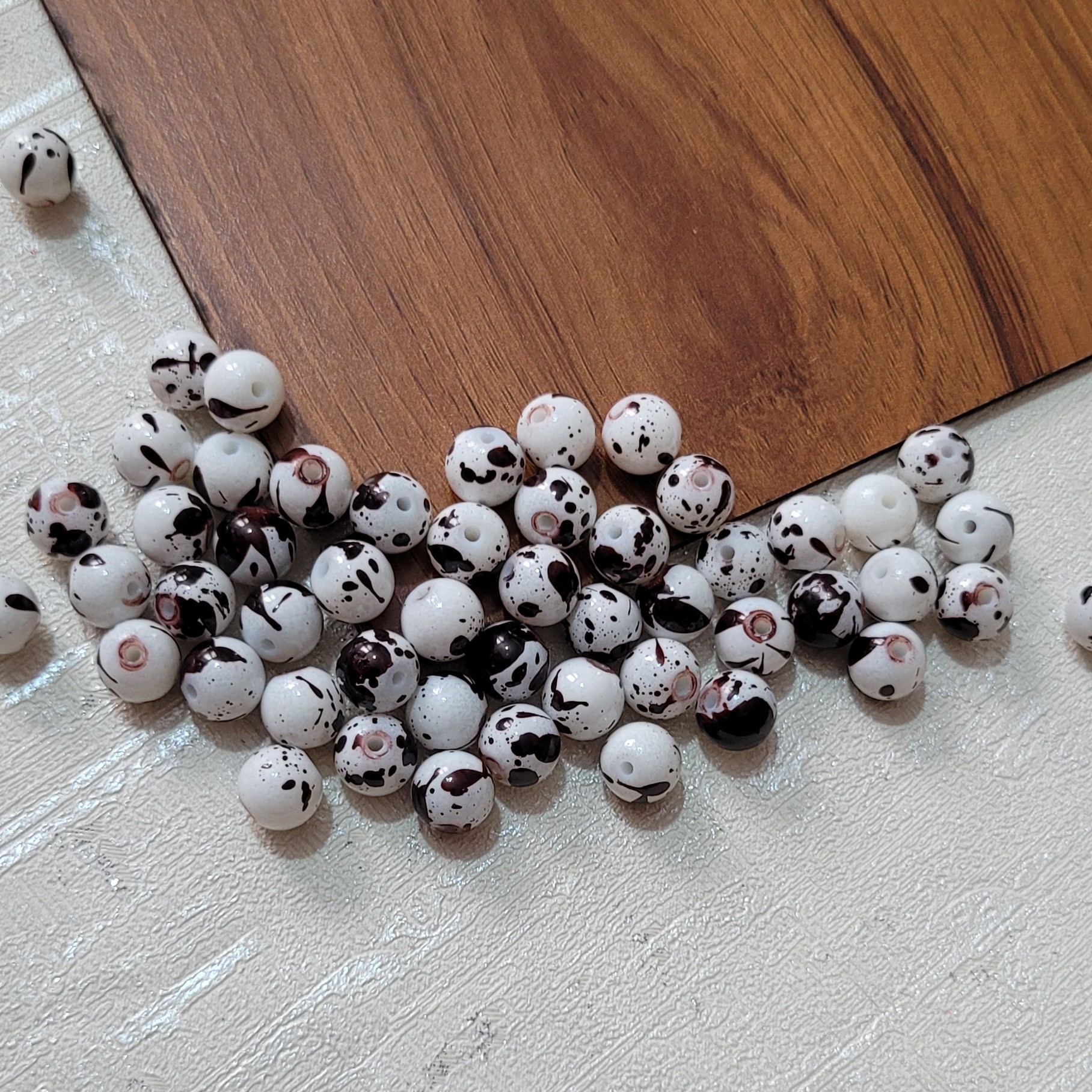مهره آبرنگی سیاه وسفید سایز 8(بسته 50 عددی)